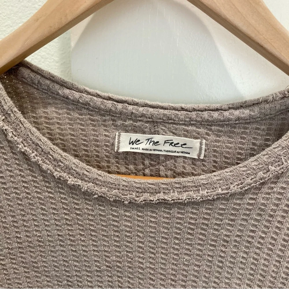 Free People We the Free small thermal thumbhole top - Picture 3 of 13